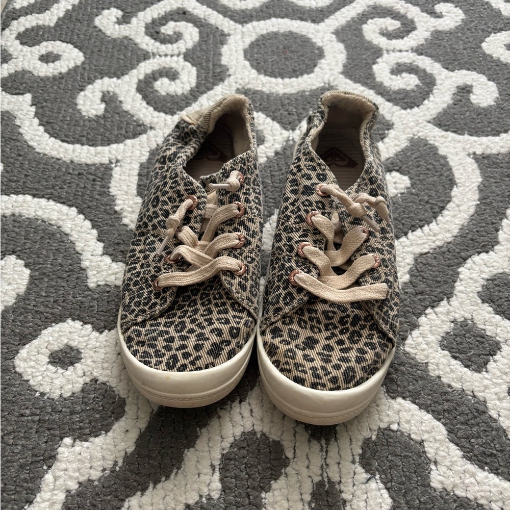 Roxy Bayshore Leopard Print Women's Sneakers size 7.5